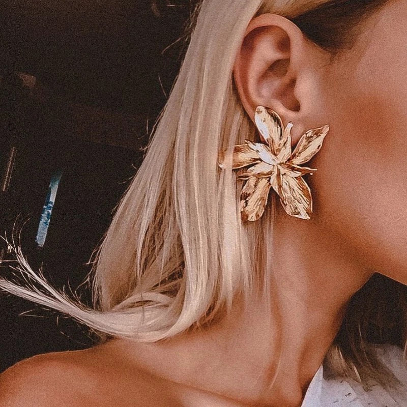 FRENCHIE & MINT - Chelsea Flower Earrings