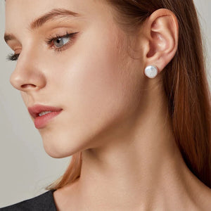 FRENCHIE & MINT | Stud Pearl Earrings